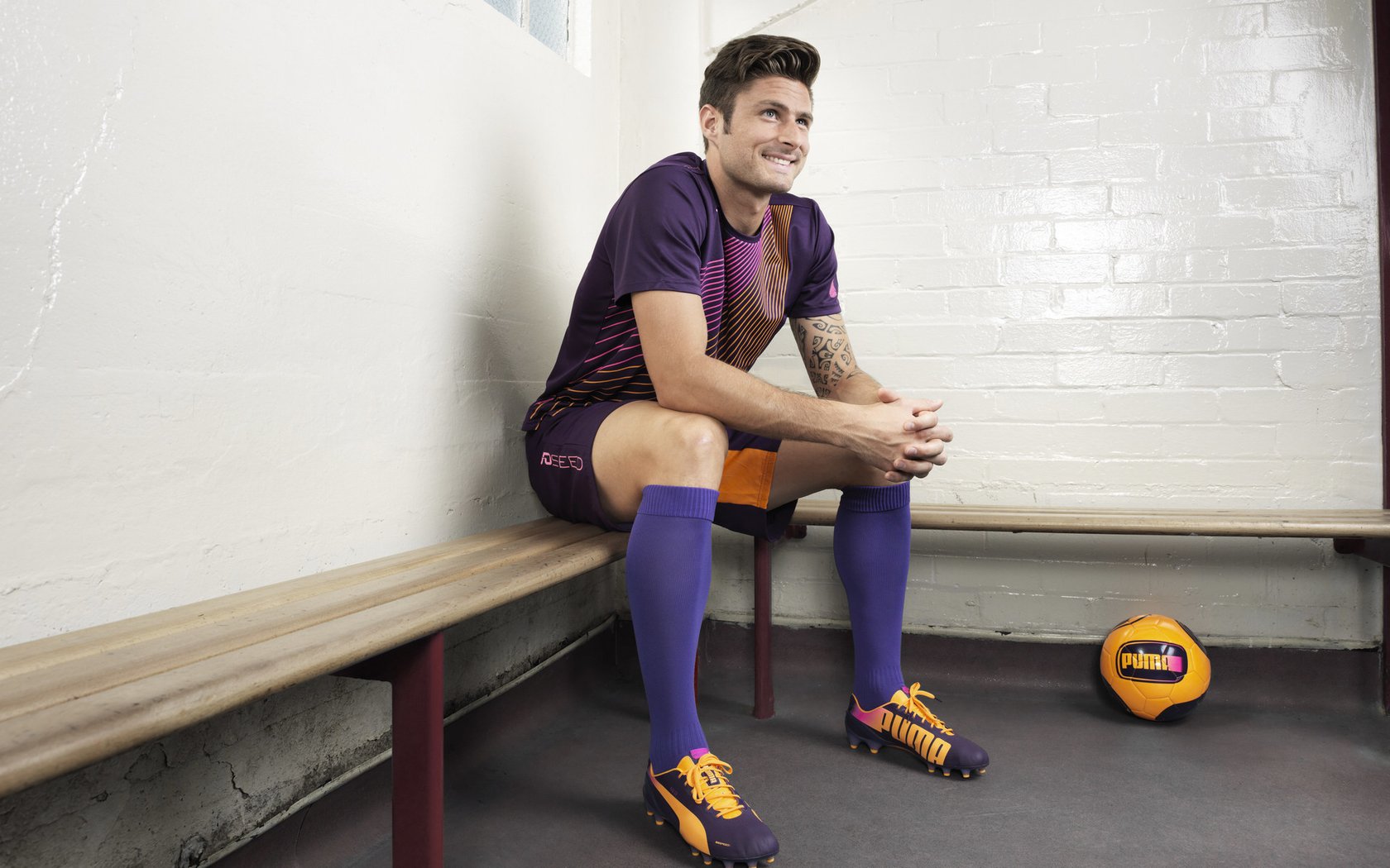 九游下载官网-西甲名场面：超级盘带、精妙进球不断出现